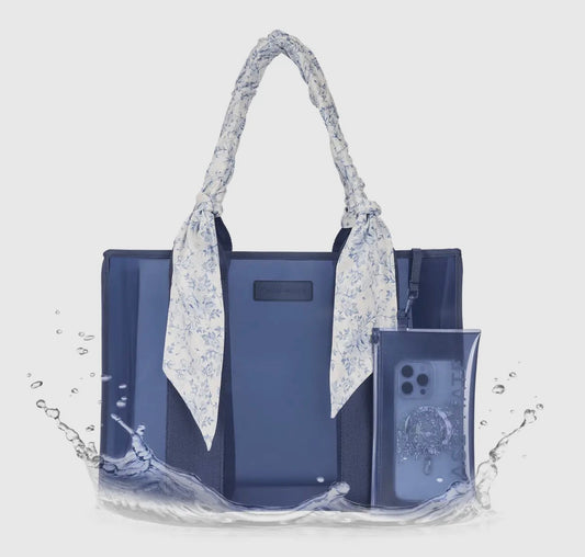 Case-Mate Something Navy
Twilly Jelly Tote